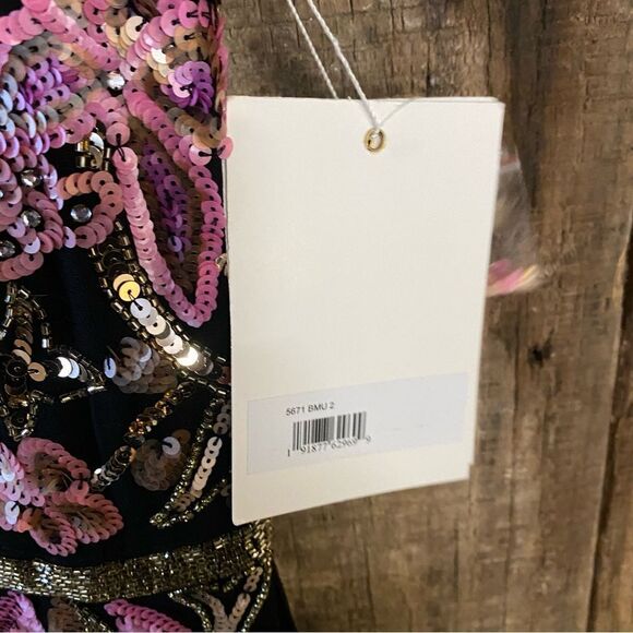 NWT Mac Duggal Black V Neck Floral Embellished Spaghetti Strap Gown dress Sz 2 - Picture 11 of 14